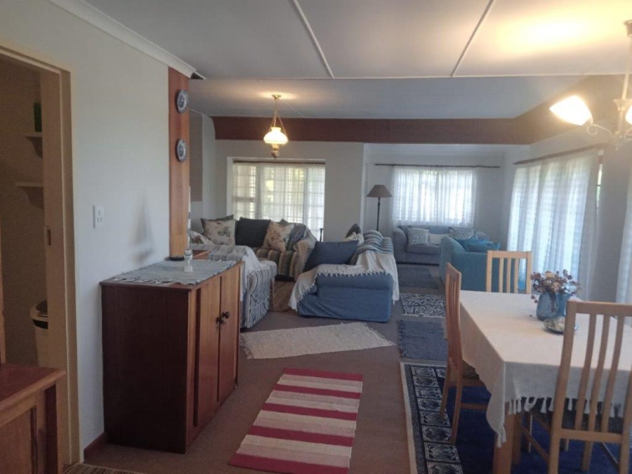 4 Bedroom Property for Sale in Paradise Beach Eastern Cape